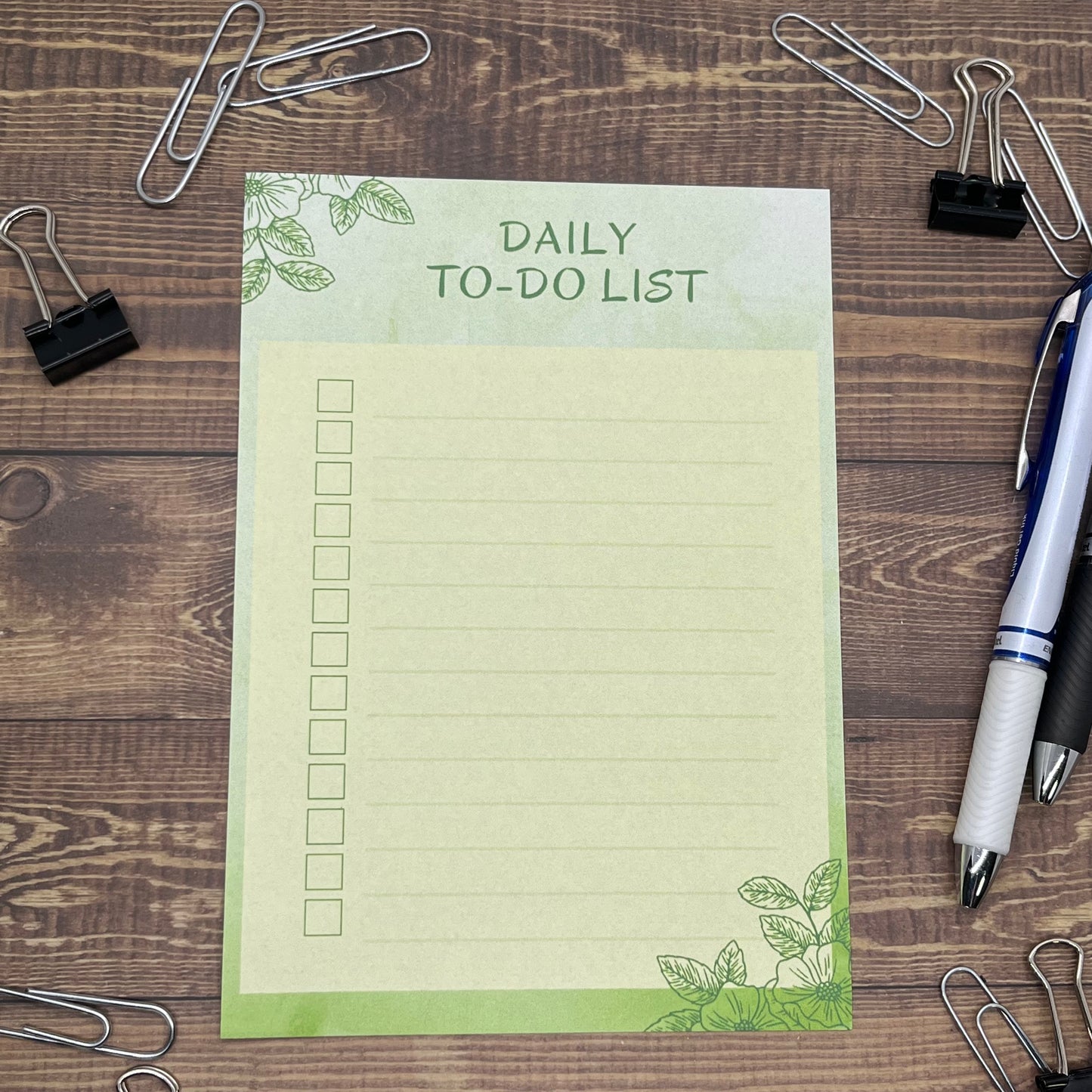 Simple Flowers To Do List Memo Pad